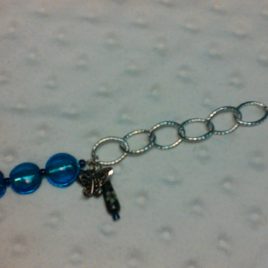 Bracelet breloques et grosse maille