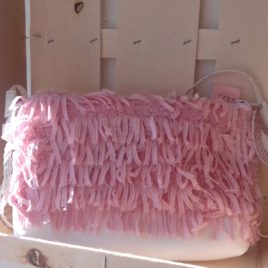 Pochette style année 20 avec ses franges