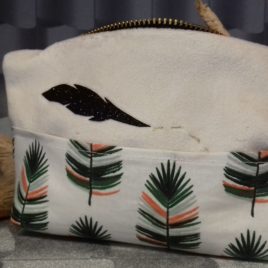Petite pochette plume