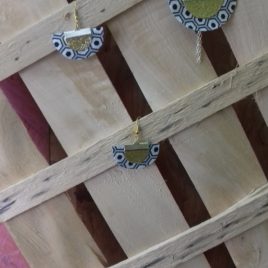 Boucles d’oreilles pendentif en tissu travaillé