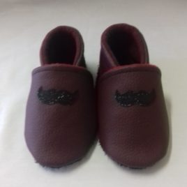 Mes jolis chaussons « mes moustaches »